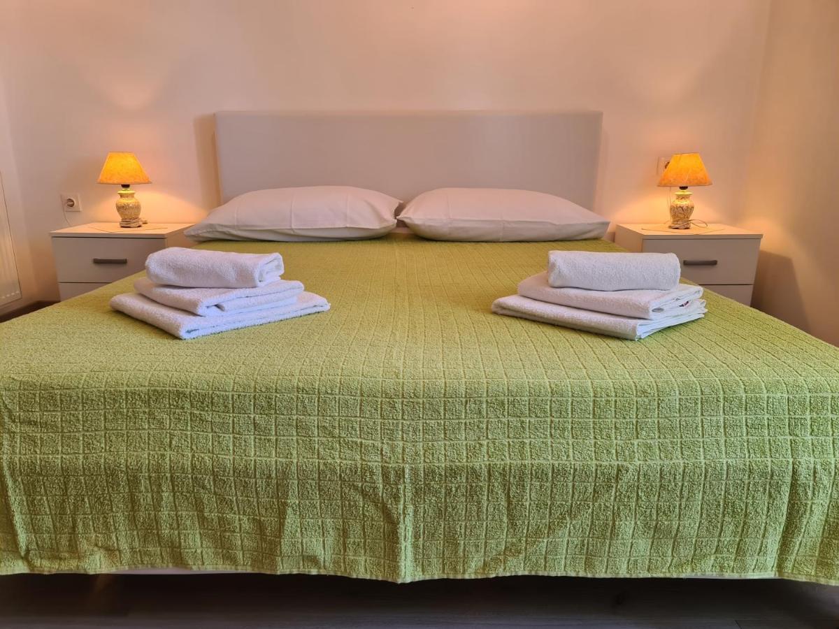 Apartment Cutul Salatic Ngoại thất bức ảnh