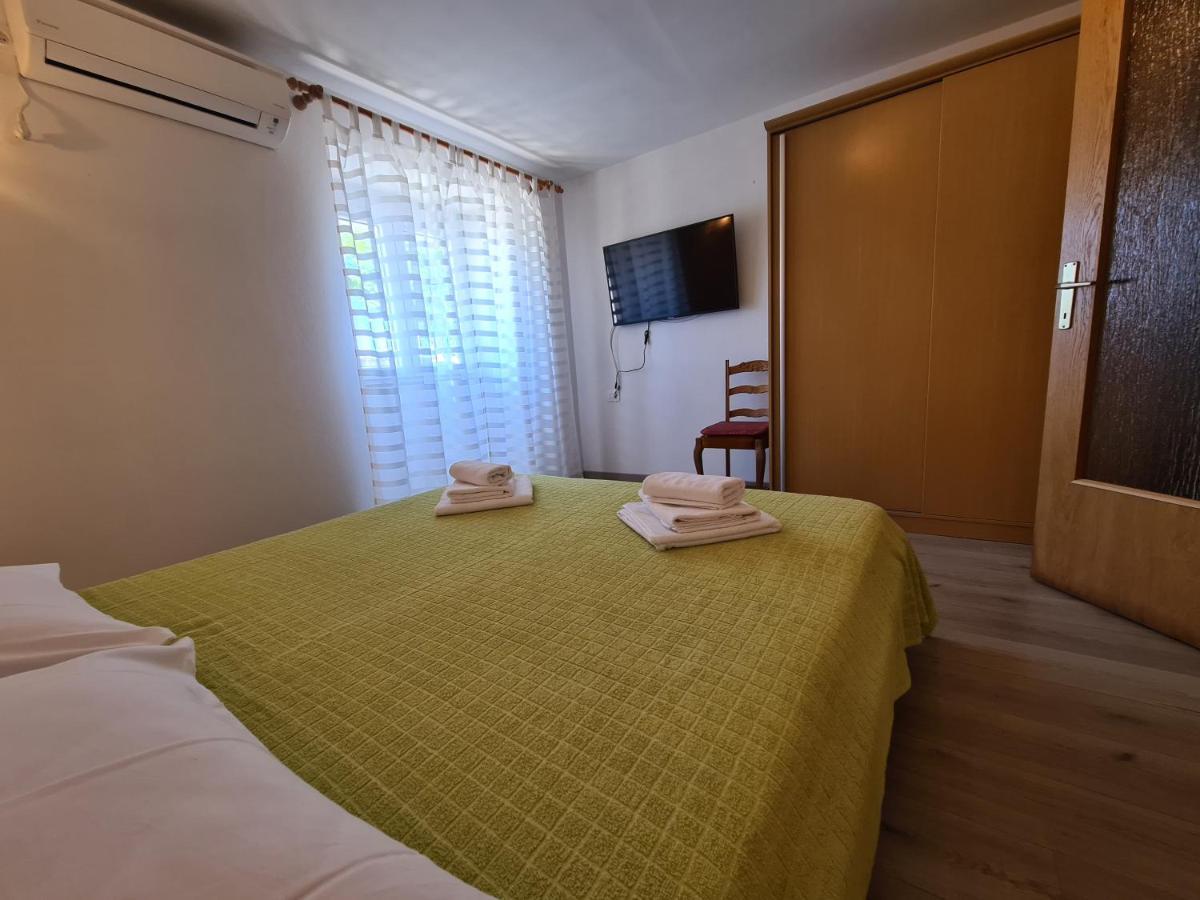 Apartment Cutul Salatic Ngoại thất bức ảnh